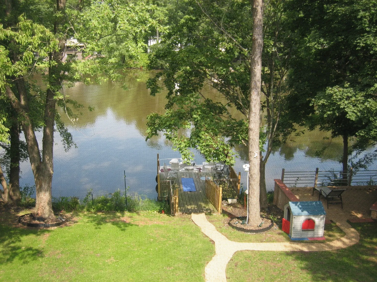 4 bed, 2.5 bath, 2736 sqft, $1,200 — Photo 4