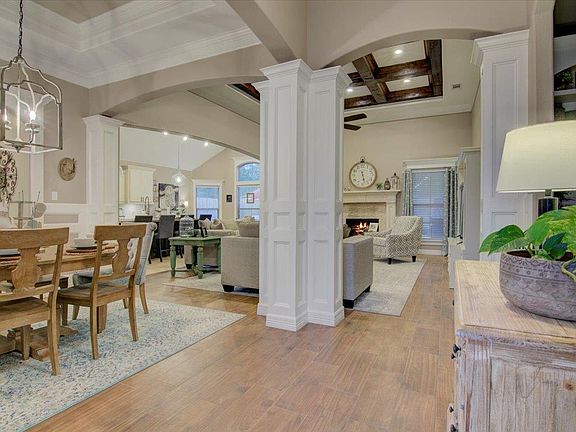 5th image of 1460 Kalas Cir