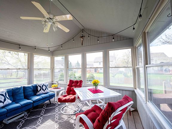 4th image of 7715 Heather Ln