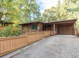 220 Frederick Ct, Eugene, OR 97405