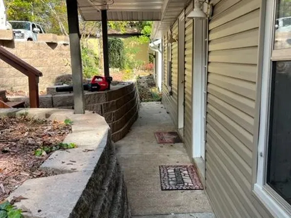 509 Taneycomo Hill Dr #B, Hollister, MO 65672
