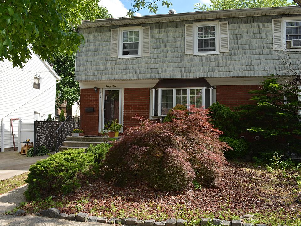 1st image of 24 Monsey Pl