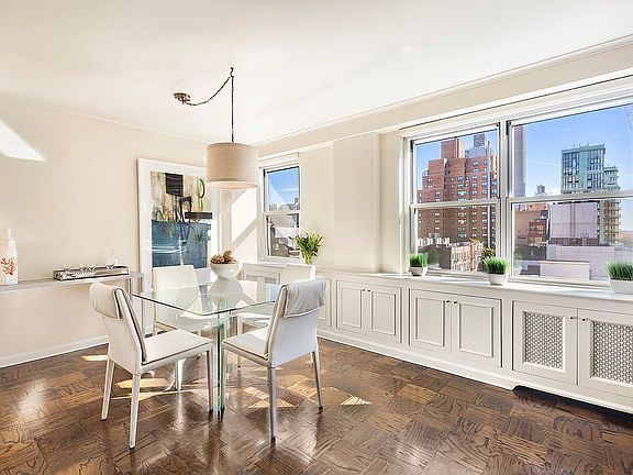 3rd image of 401 E 74th St APT 10C
