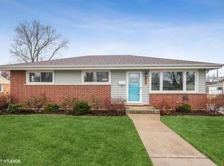 3N508 Willow Rd, Elmhurst, IL 60126