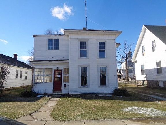 2nd image of 115 N Main St