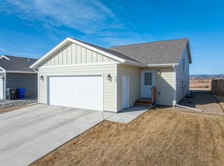 427 Diamond Ridge Blvd, Rapid City, SD 57703
