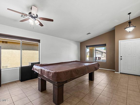 3rd image of 41313 W THORNBERRY Lane