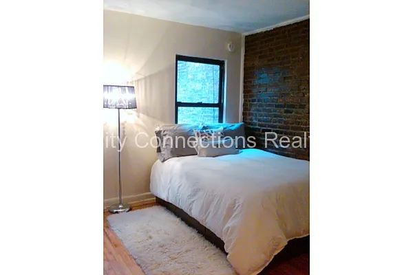 Rented by City Connections Realty | media 23