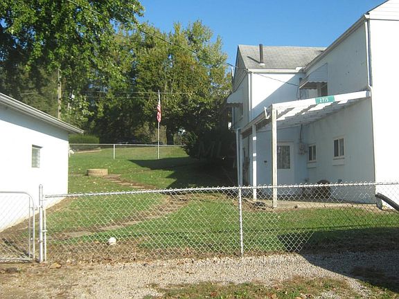 5th image of 2715 E Park St