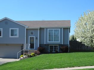 20122 Wolfs St, Elkhorn, NE 68022