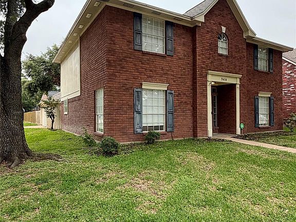 3rd image of 9414 Calwood Cir