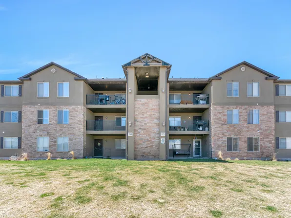 3585 E Rock Creek Rd N #5, Eagle Mountain, UT 84005