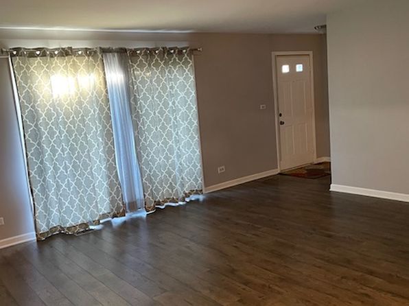 123 Brewster Ct APT B