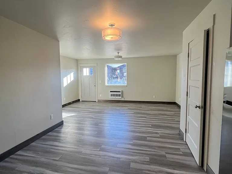 190 Jewel Basin Ct — Photo 4