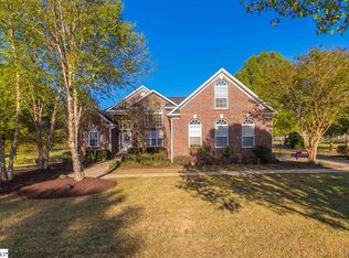 236 Sandy Run Dr, Greer, SC 29651