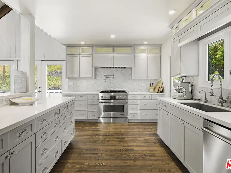 26723 Latigo Shore Dr — Photo 10