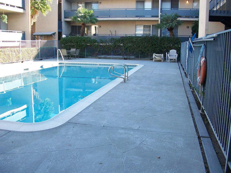 2nd image of 2300 Mountain Ave APT 3