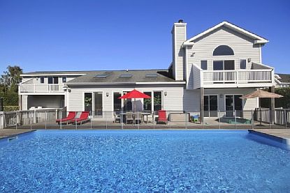 2nd image of 11 Pheasant Cove Ct