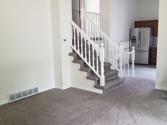 4th image of 7121 S 137th Ave