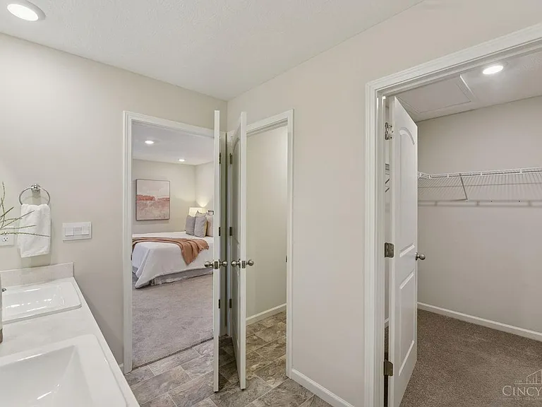 5001 Lakeview Dr — Photo 23