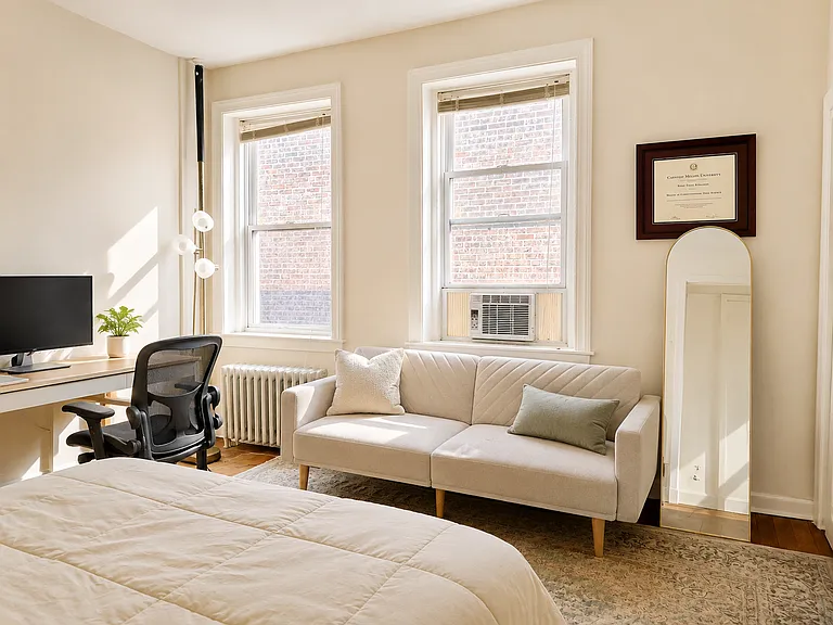 281 Harvard St #31 — Photo 6