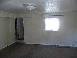 5th image of 10962 Lincoln St