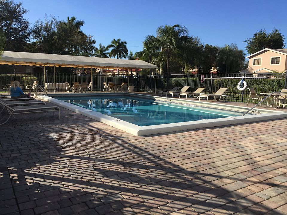 2nd image of 5054 S University Dr