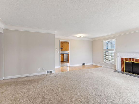 4th image of 5521 Cumberland Rd