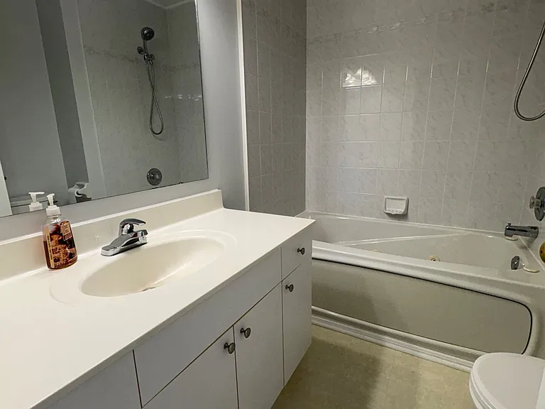 8 Whitney Ct — Photo 16