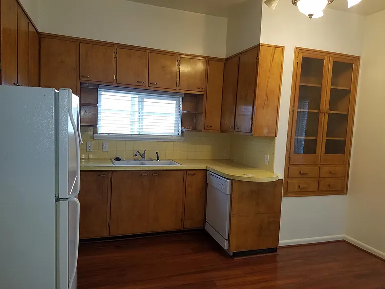 125 S Denver Ave — Photo 3