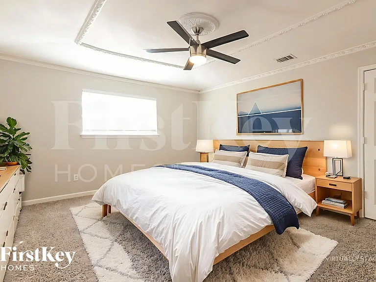 3413 Valley View Ln — Photo 12