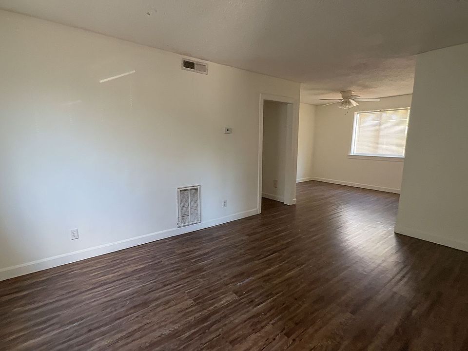 1st image of 206 Laurens St Unit J3