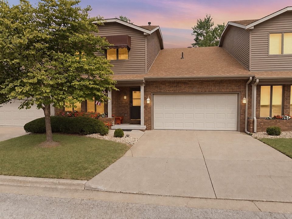 1st image of 125 Manor Cir