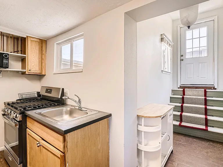 2568 W River Dr — Photo 2