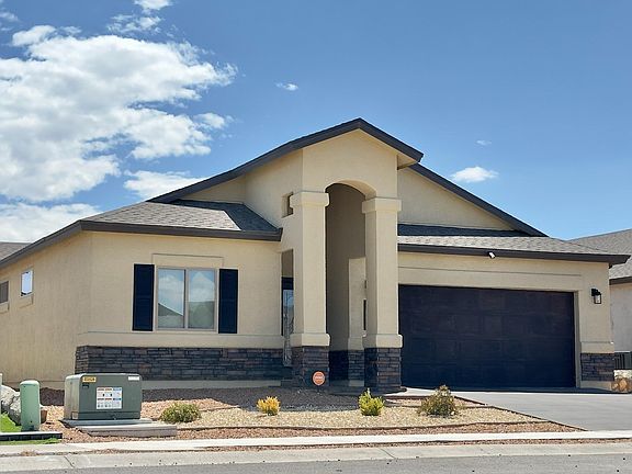2nd image of 13916 Villa Vista Ave