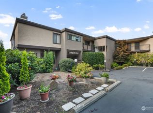 1070 5th Ave S APT 207, Edmonds, WA 98020