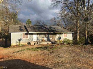 1121 Bell Cir, Madison, GA 30650