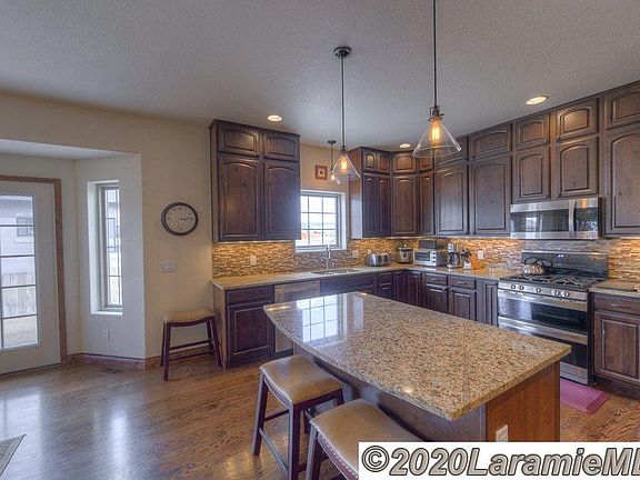 5th image of 1775 Eaglecrest Ct