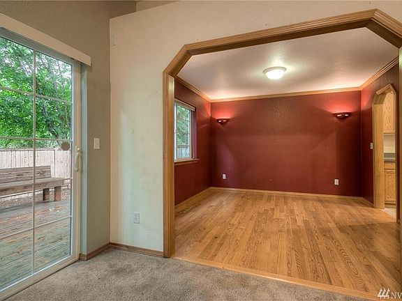 4th image of 2637 Boulevard Park Ct SE