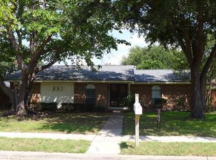 2115 Oak Brook Dr, Richardson, TX 75081
