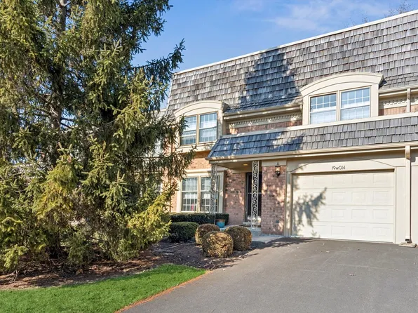 19W014 Avenue Normandy E, Oak Brook, IL 60523