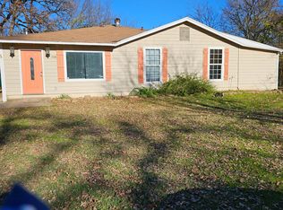 706 Birdsong Ave, Kemp, TX 75143