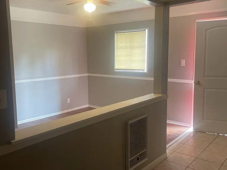 919 Minor St NE — Photo 12