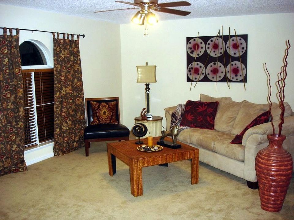 1st image of 749 Maltby Dr