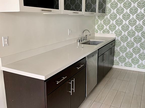 5th image of 1253 N Hayworth Ave APT 205