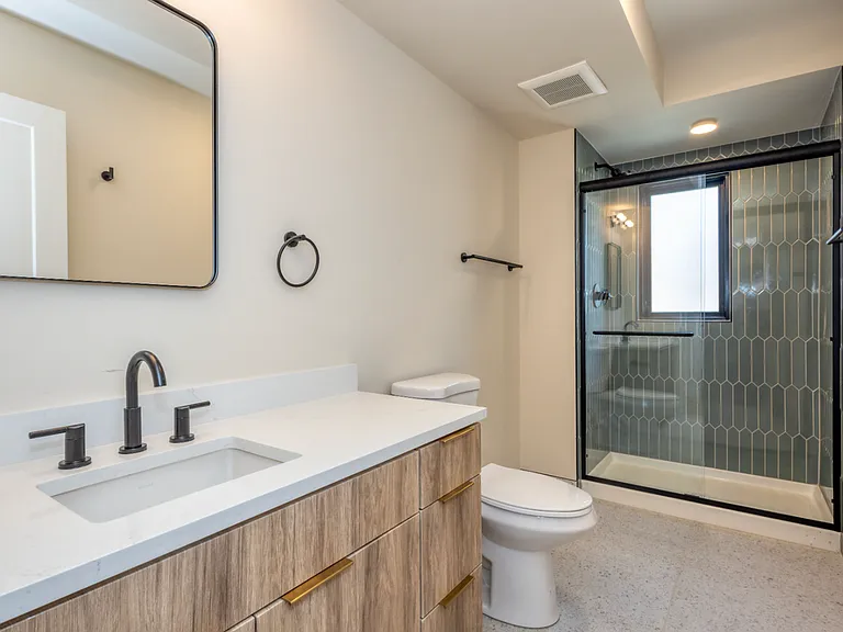 bathroom bathroom