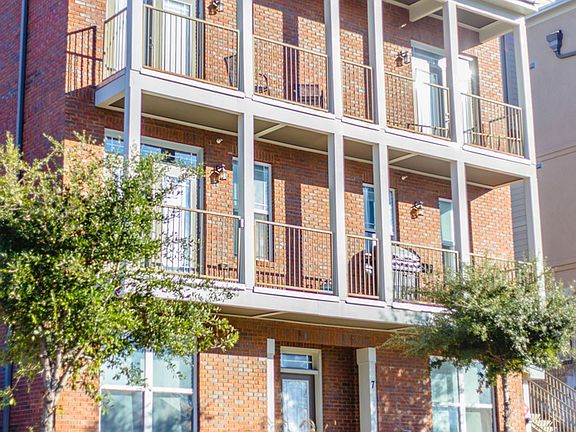 4th image of 422 Lorene St #12