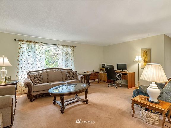 3rd image of 4205 S 351st St