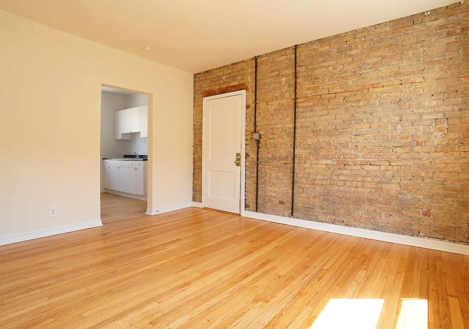3000 N. Whipple LLC — Photo 2