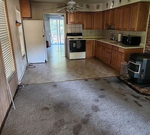 4th image of 9360 Kelsey Creek Dr